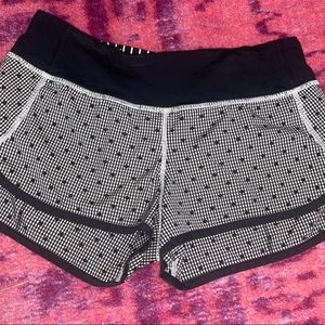 Size 4 lulu shorts